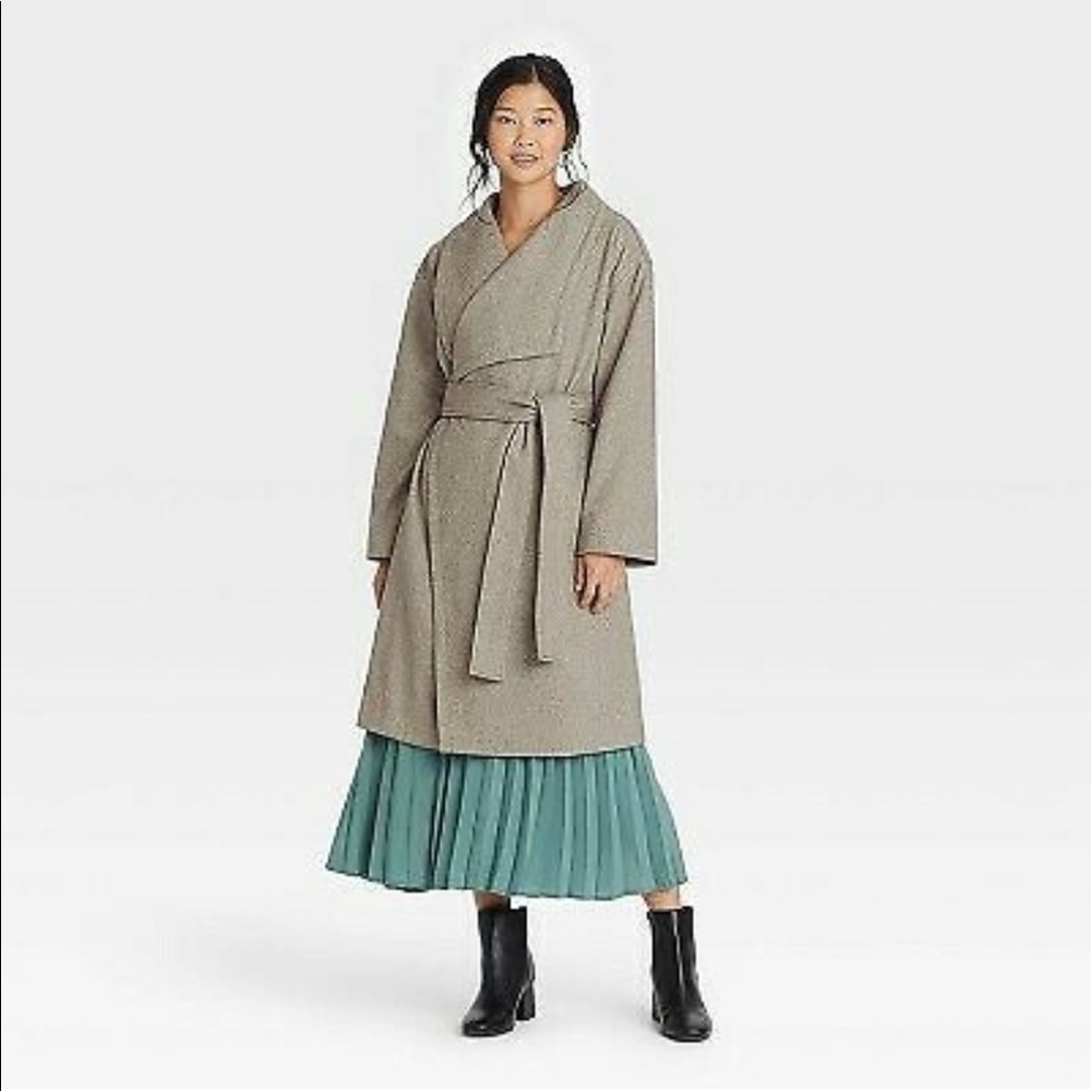 A new day wrap trench coat size XL
